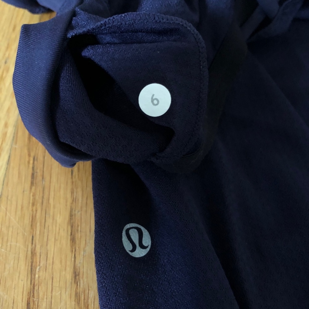 Lululemon Tank 💙 - Picture 7 of 8